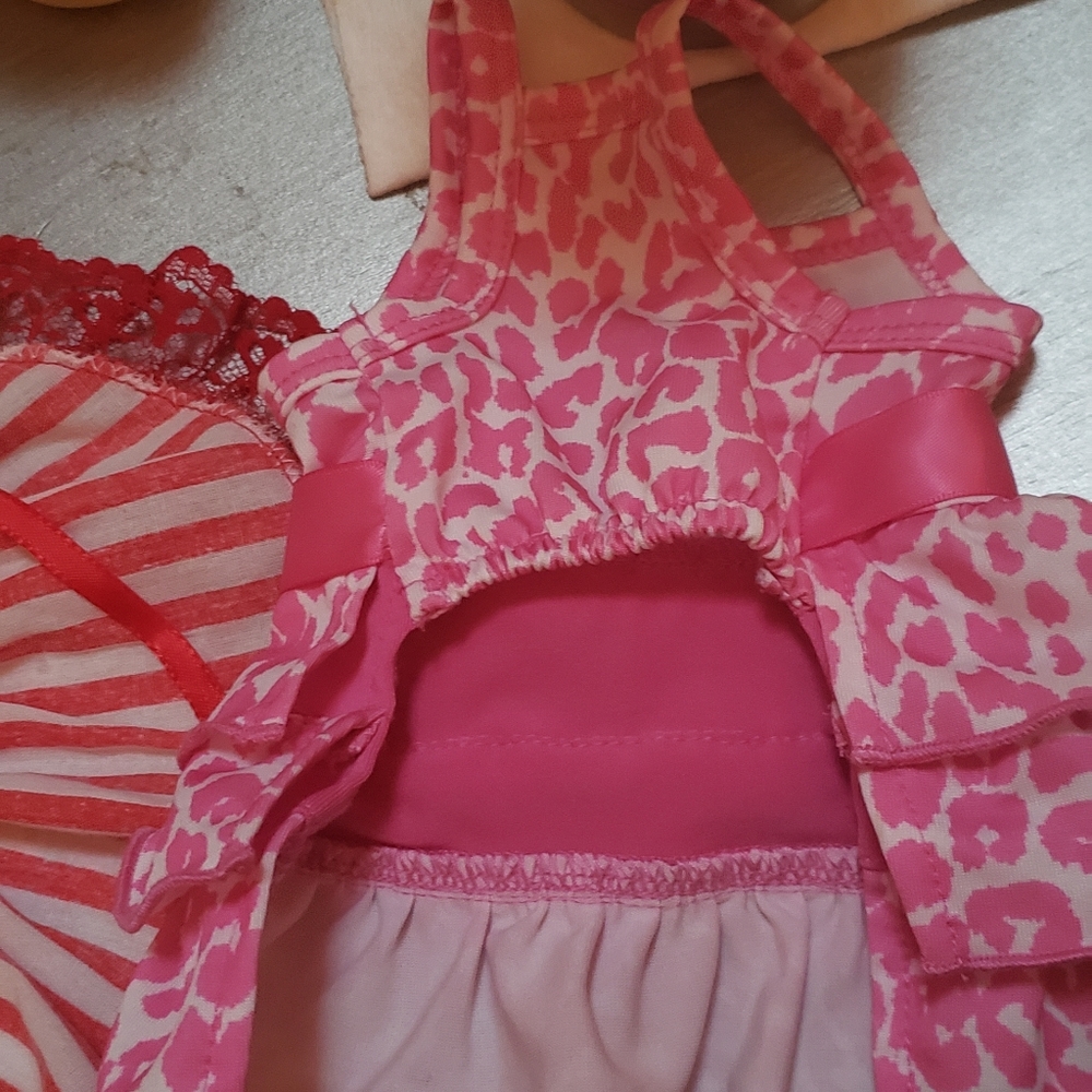 Pretty Dog clothes - Picture 4 of 4